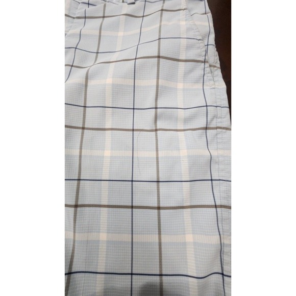 Nike Golf Dri-Fit Men's Performance Blue Plaid Stretch Bermuda Shorts Sz 32x12 - Picture 12 of 12